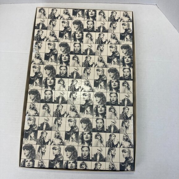 Taylor Swift Eras Tour Official VIP Package Merch Box Complete NEW - CHICAGO, IL - Picture 10 of 12